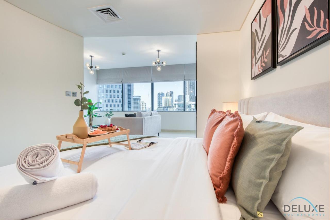 Unbeatable Rate Stylish 1Br With Balcony Near Metro By Deluxe Holiday Homes Ντουμπάι Εξωτερικό φωτογραφία