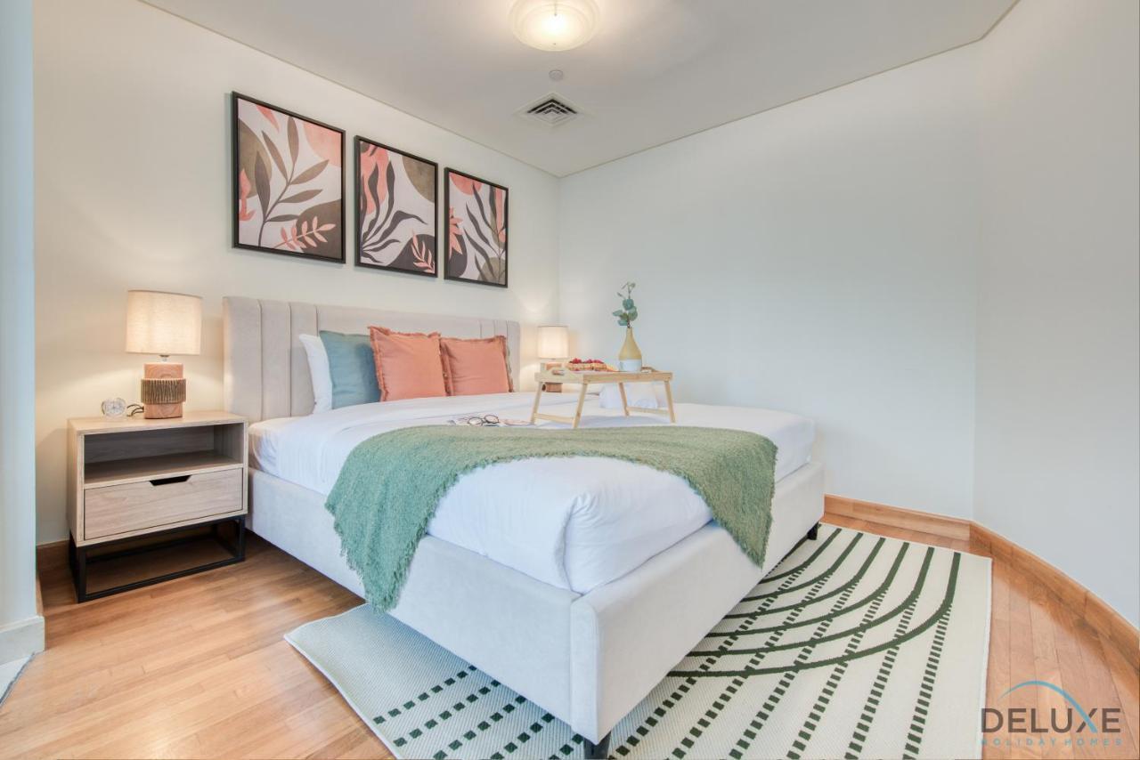 Unbeatable Rate Stylish 1Br With Balcony Near Metro By Deluxe Holiday Homes Ντουμπάι Εξωτερικό φωτογραφία