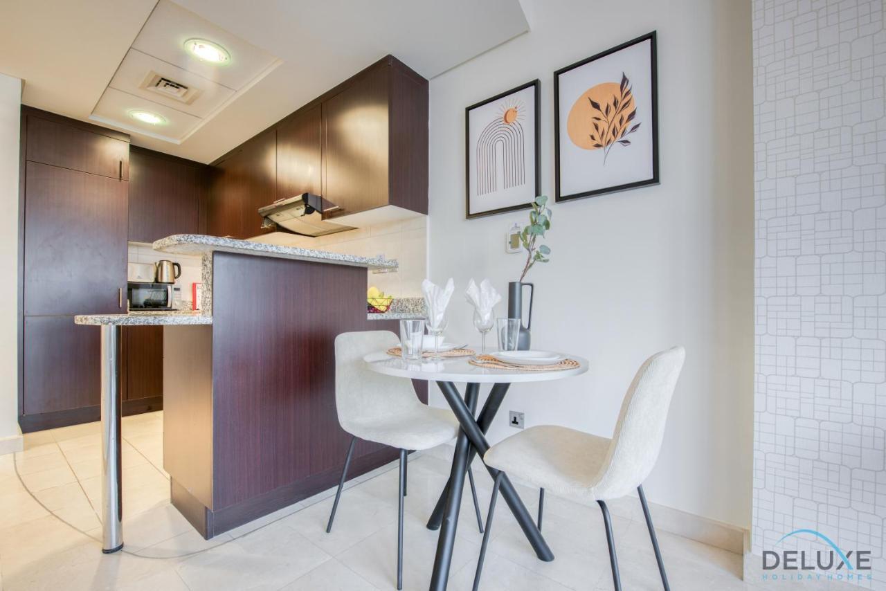 Unbeatable Rate Stylish 1Br With Balcony Near Metro By Deluxe Holiday Homes Ντουμπάι Εξωτερικό φωτογραφία
