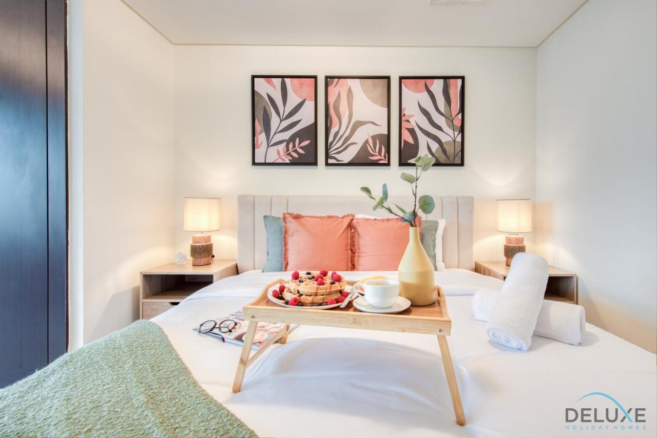 Unbeatable Rate Stylish 1Br With Balcony Near Metro By Deluxe Holiday Homes Ντουμπάι Εξωτερικό φωτογραφία